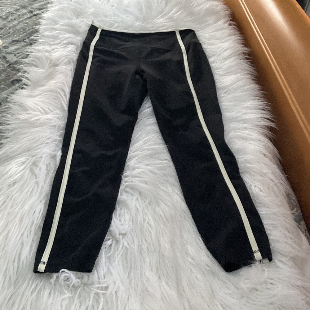 Athleta Ultra High Rise Elation 7/8 tights